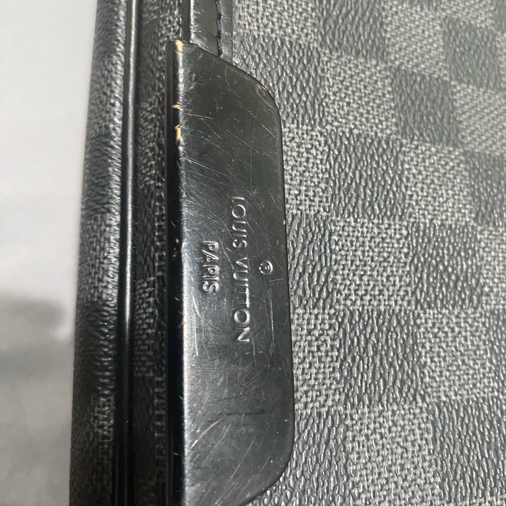 Louis Vuitton Daniel messenger bag - Picture 4 of 7
